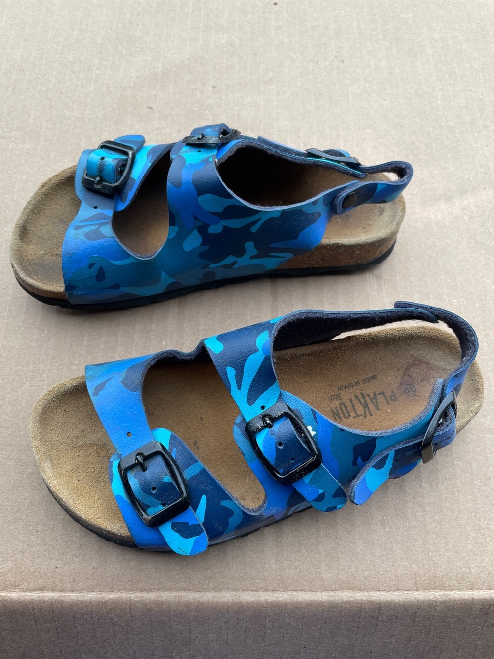 Kids Blue Camo Double-Buckle Sandals